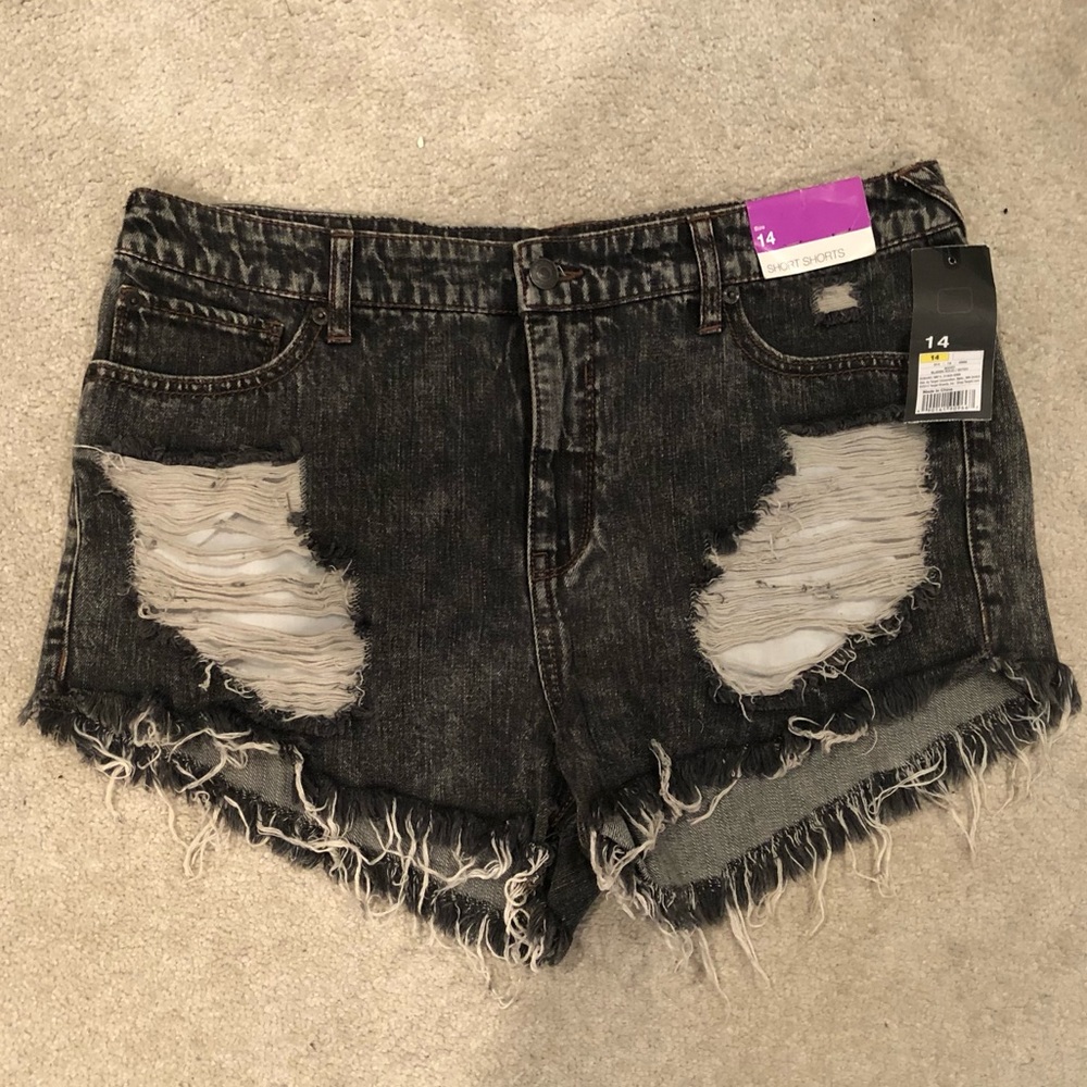 Mossimo short shorts - distressed gray denim (NWT) grayish / black color